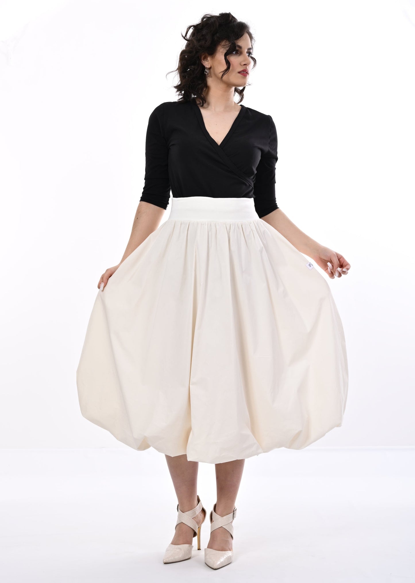 Enoki Puffball Skirt In Cream