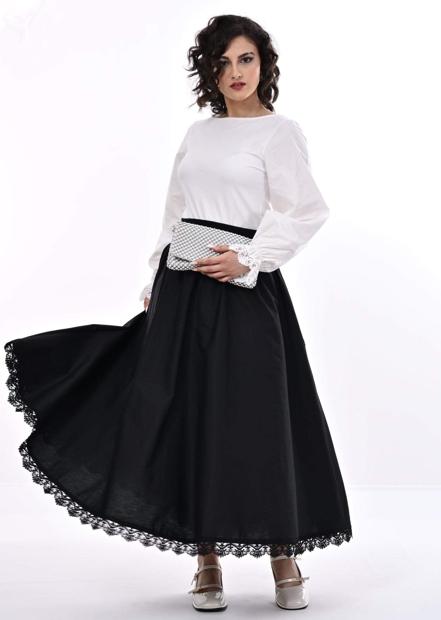 Maranta Top With Lace Cuffs In Ivory