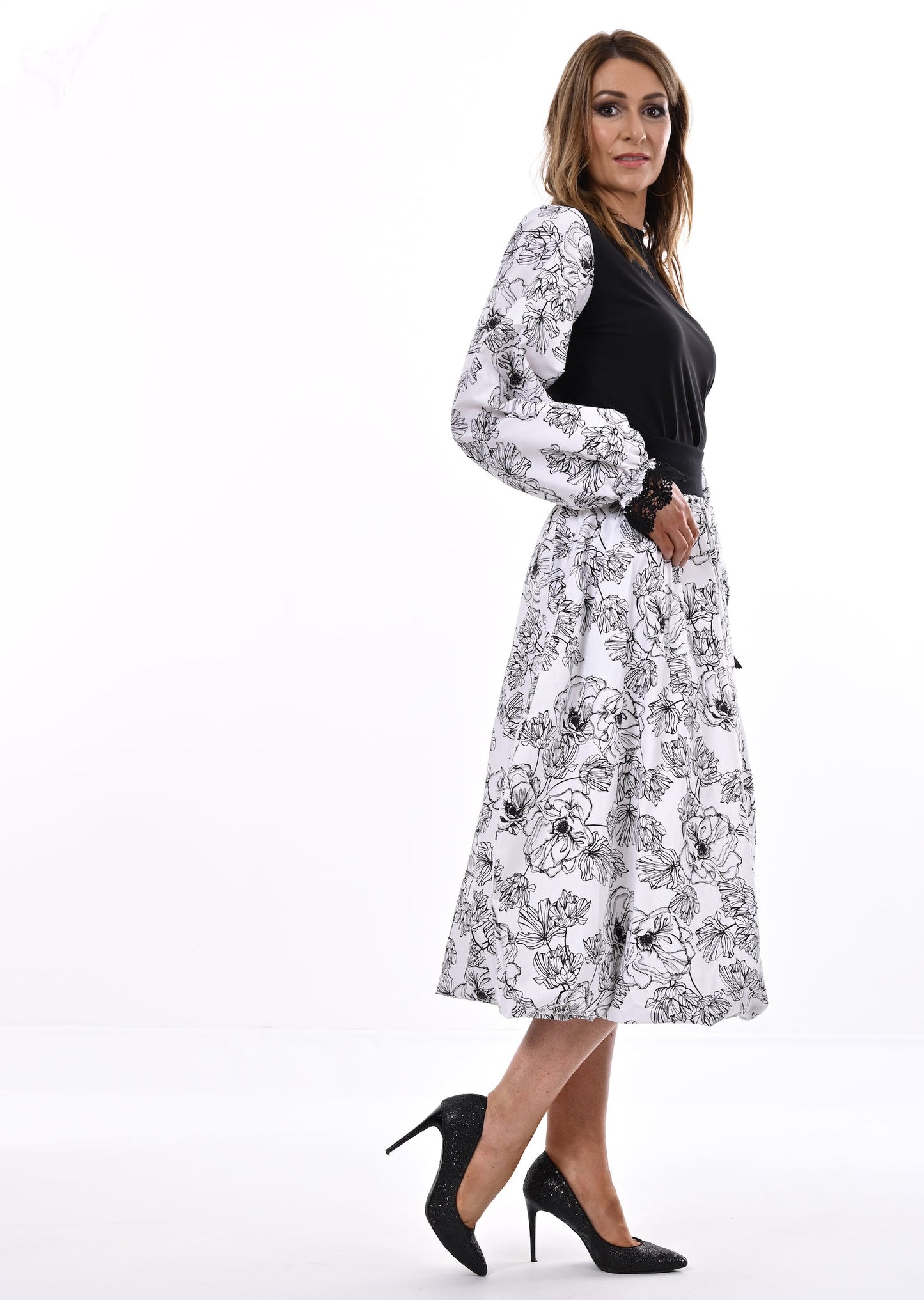 Enoki Puffball Skirt In Floral Print