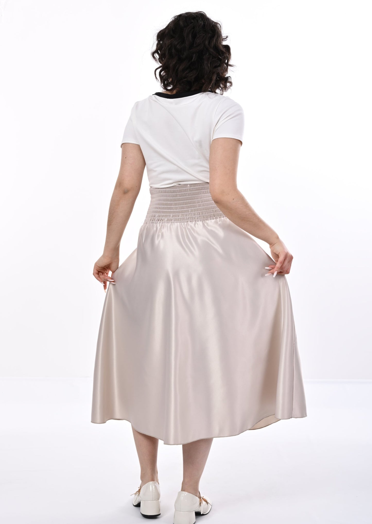 Tuamoto Top In Cream With Black Trim And Bow