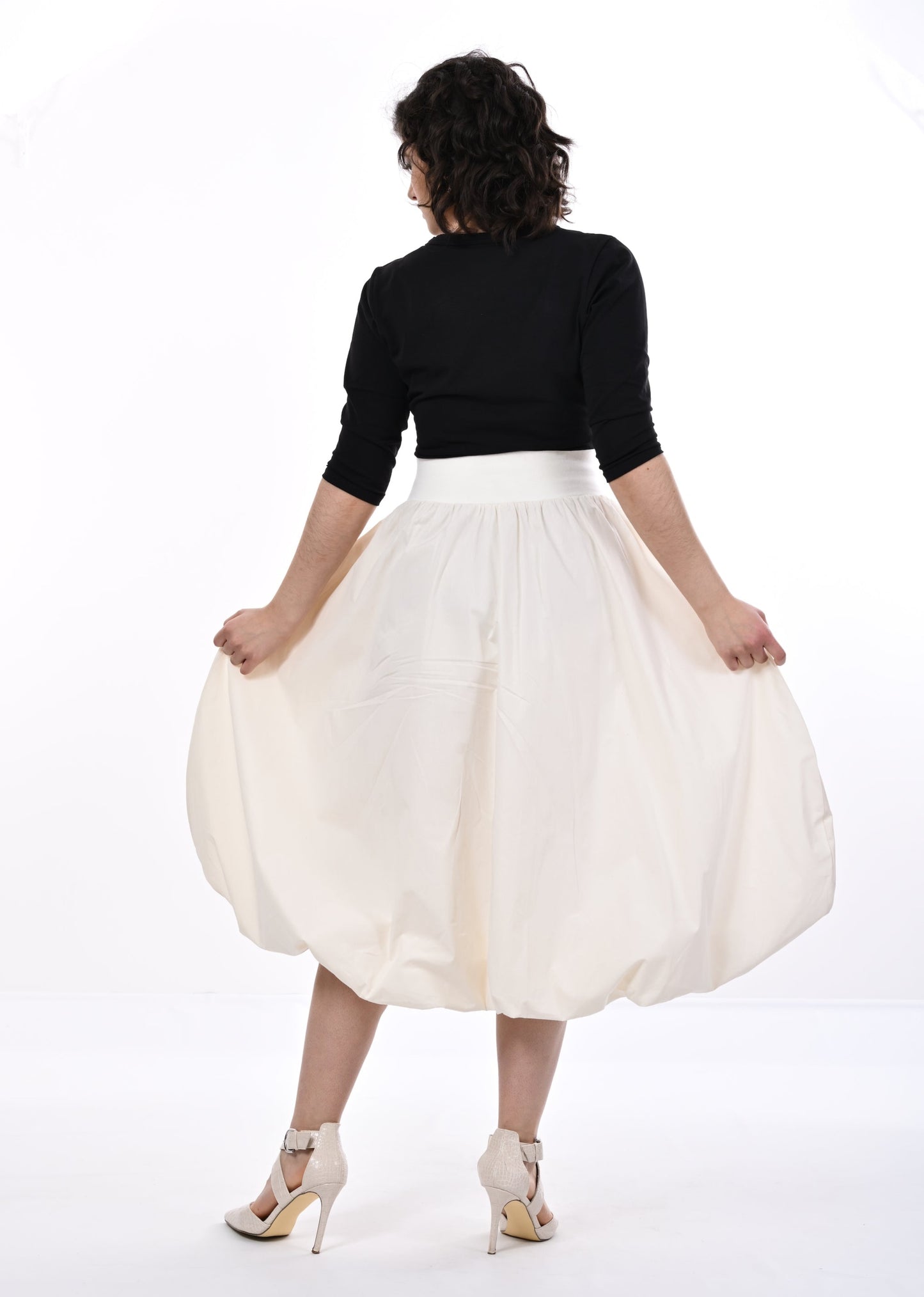Enoki Puffball Skirt In Cream
