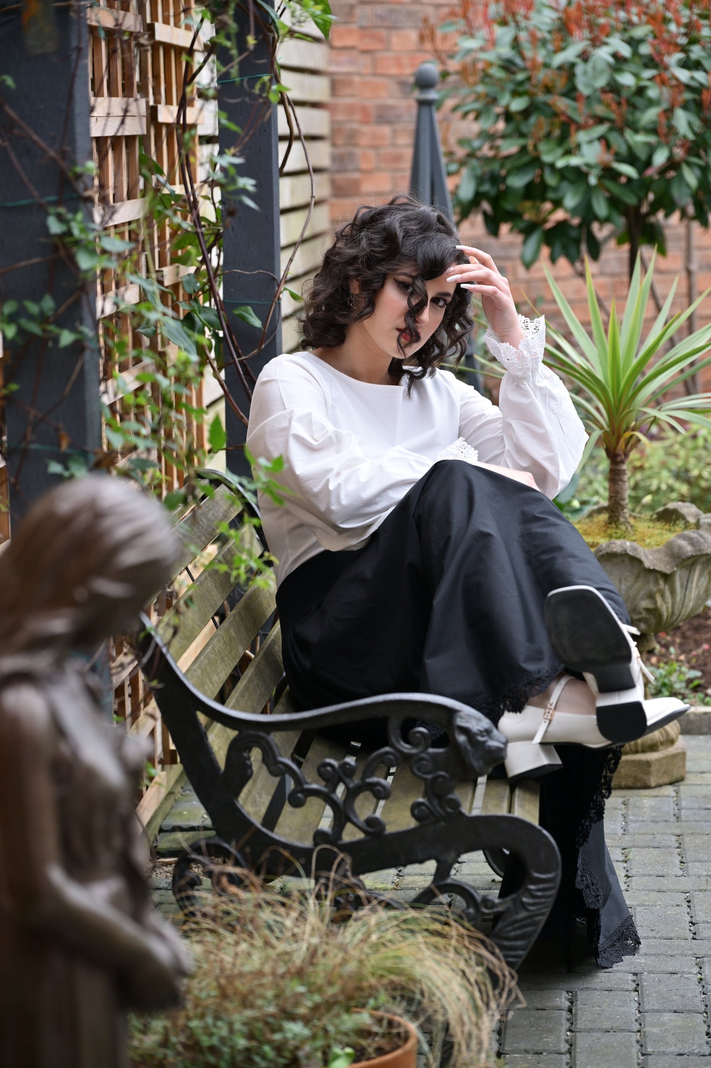 Maranta Top With Lace Cuffs In Ivory