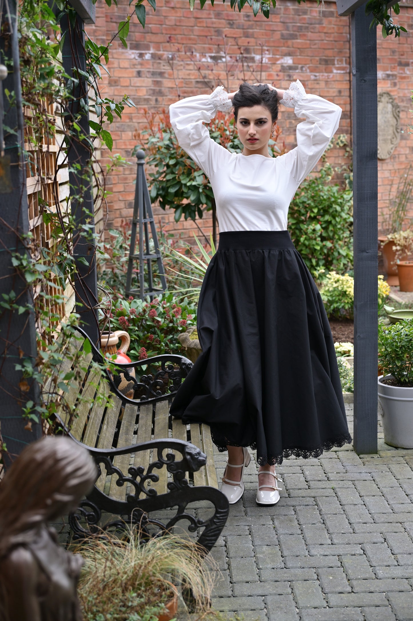 Maranta Top With Lace Cuffs In Ivory