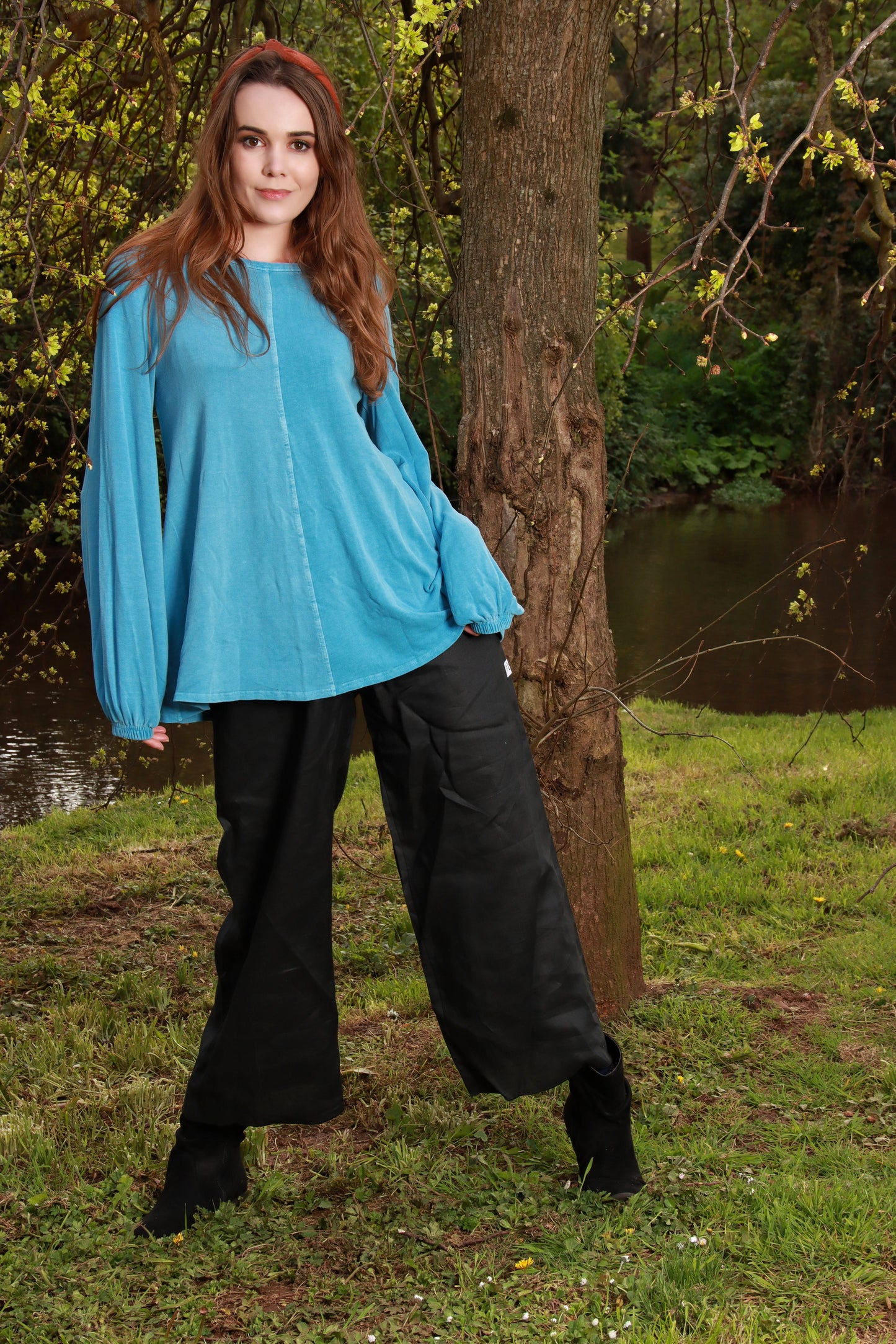 Guru Flared Top with Blouson Sleeves in Wedgwood Blue