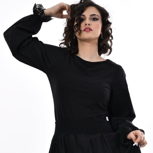Maranta Top With Lace Cuffs In Black