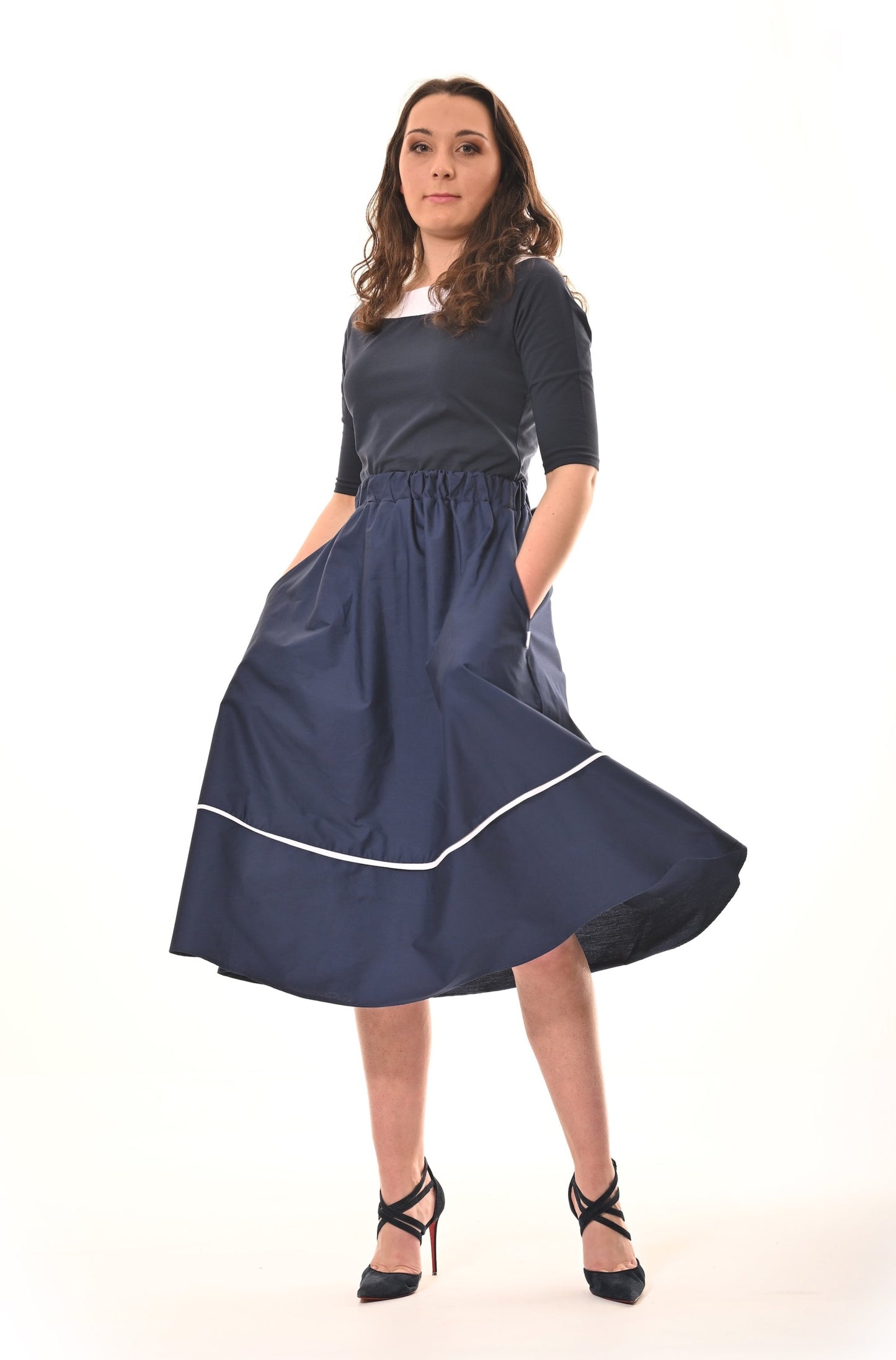 Beau Midi Skirt In Navy Blue With White Trim