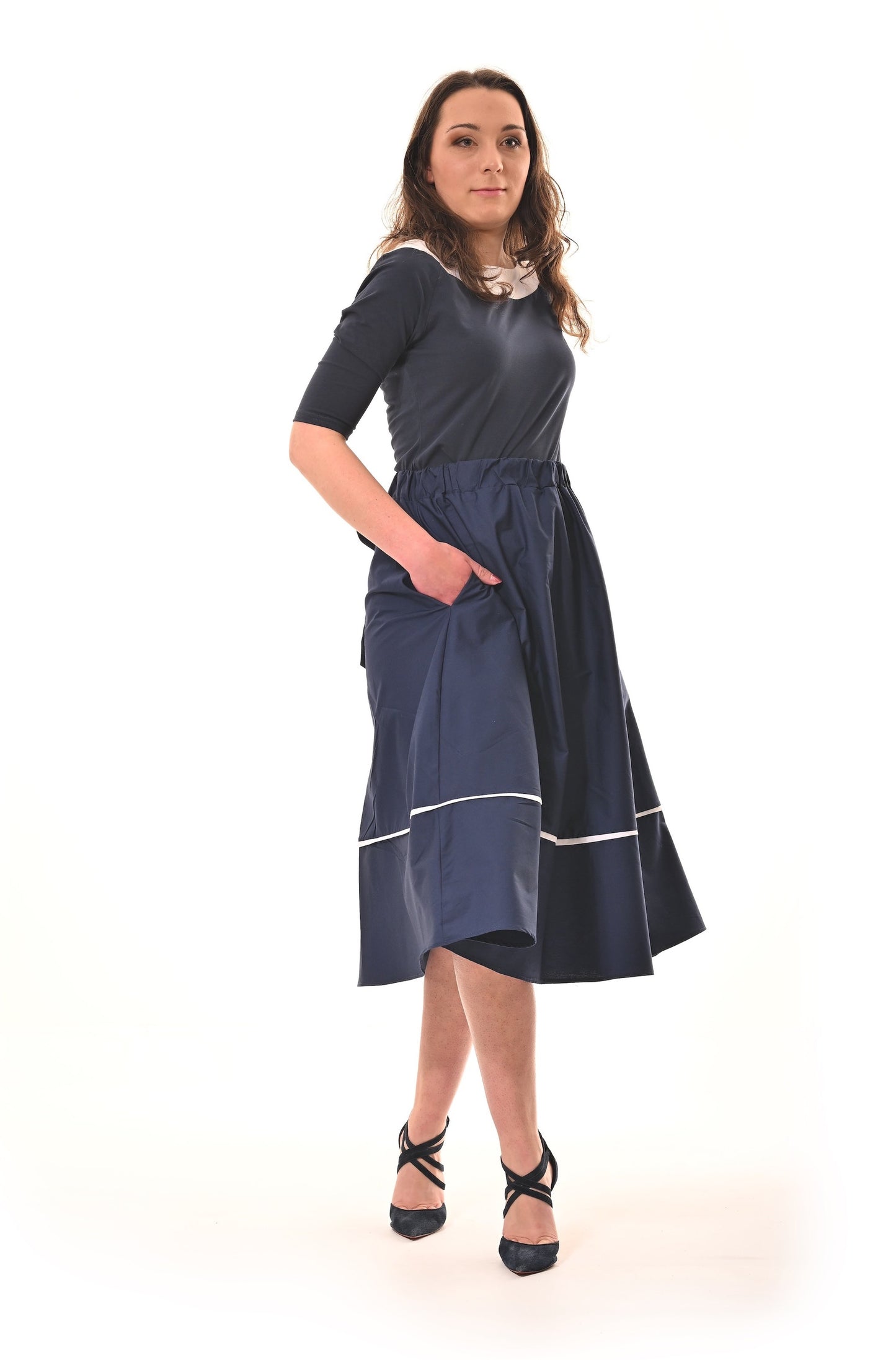 Beau Midi Skirt In Navy Blue With White Trim