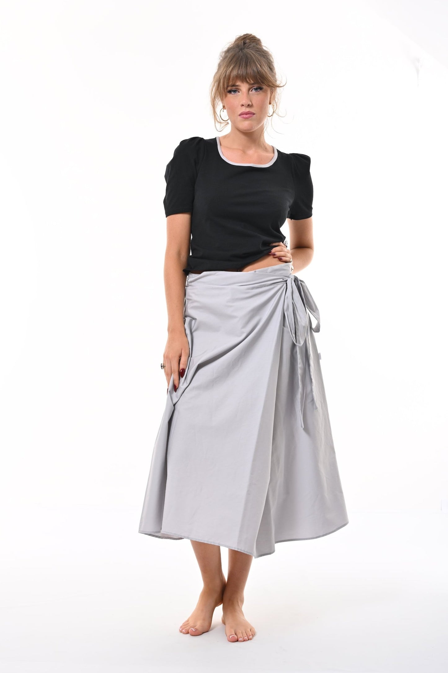 Jupe portefeuille mi-longue Illusion noire avec poches