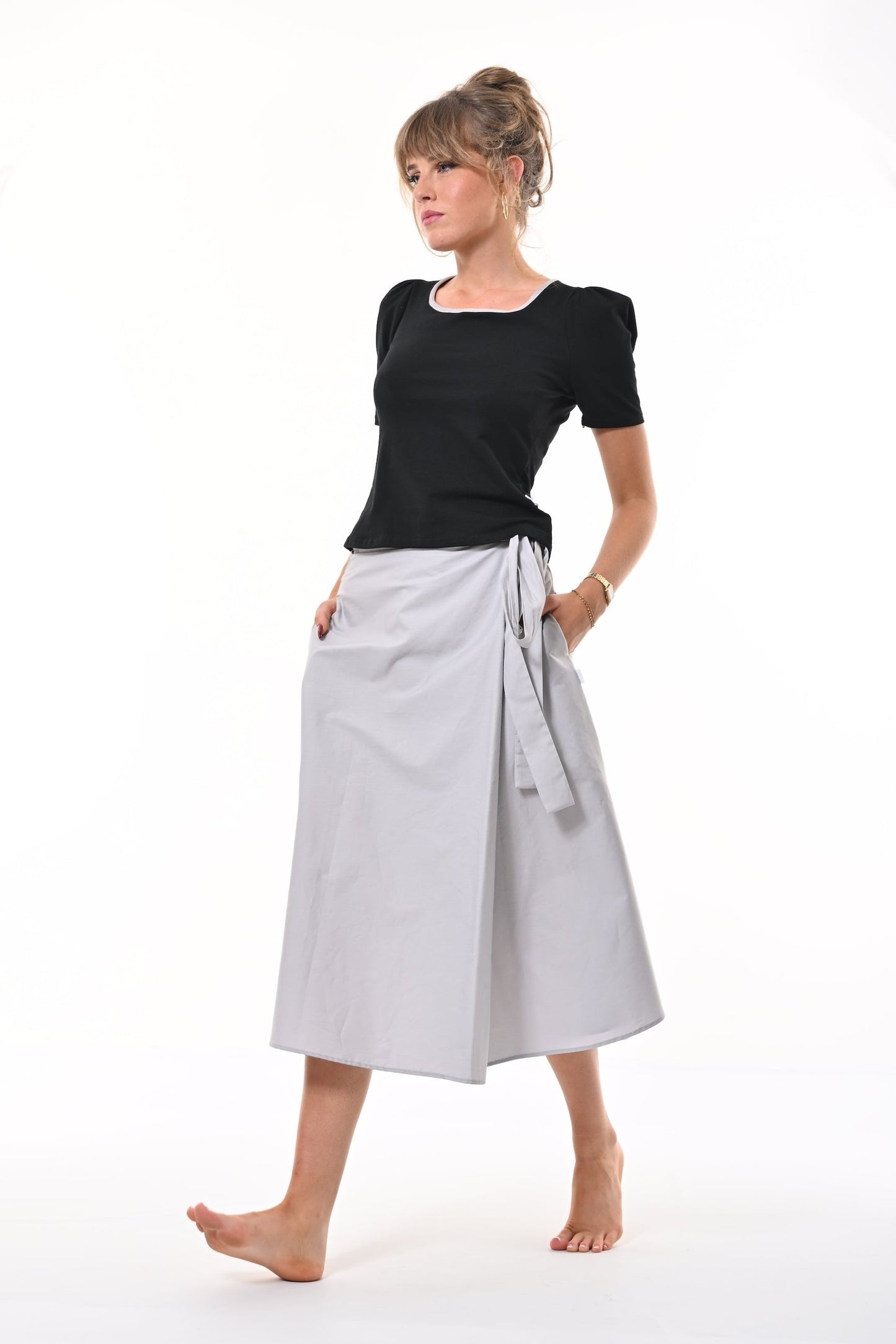 Jupe portefeuille mi-longue Illusion noire avec poches