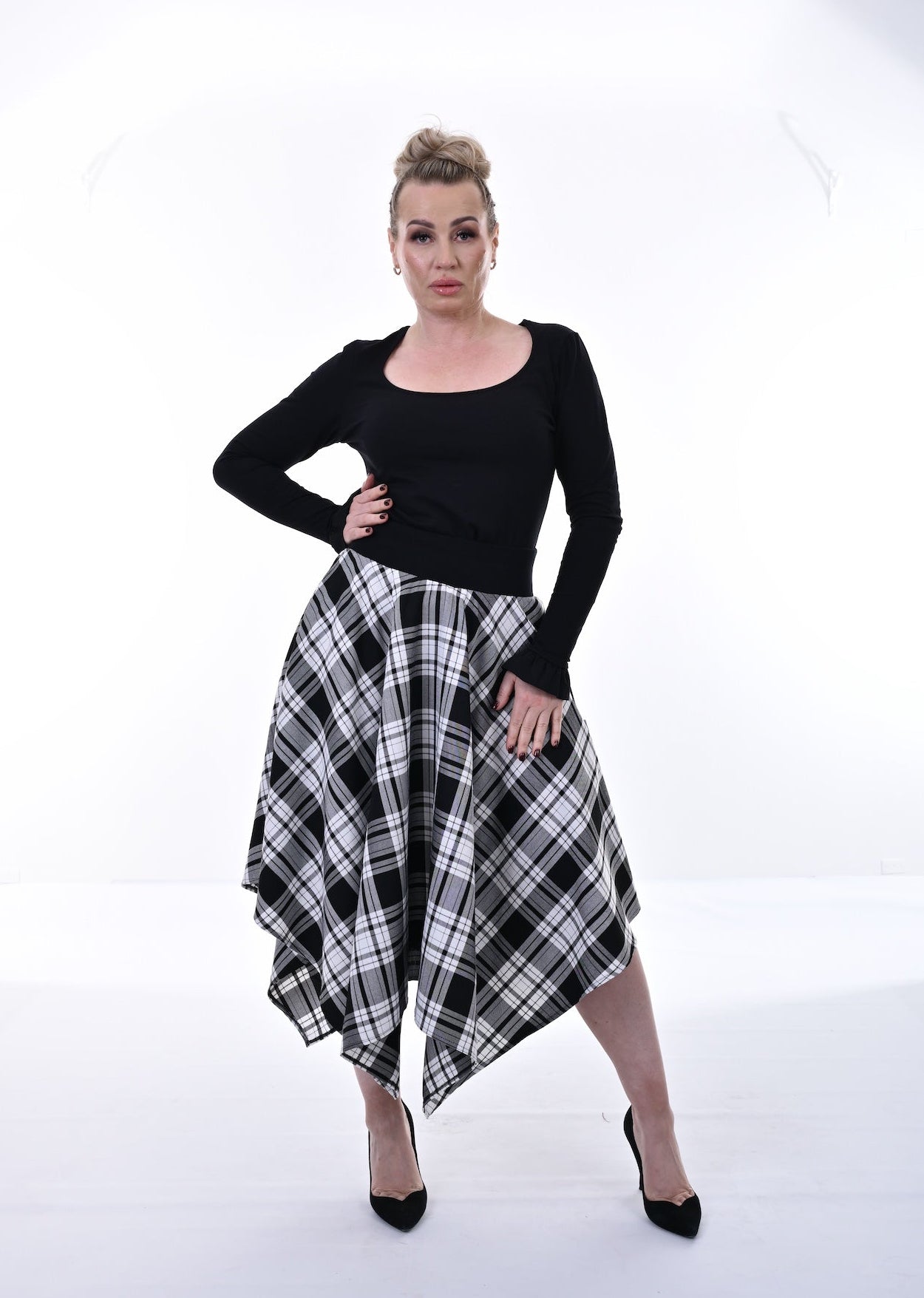 Cullen Top In Black