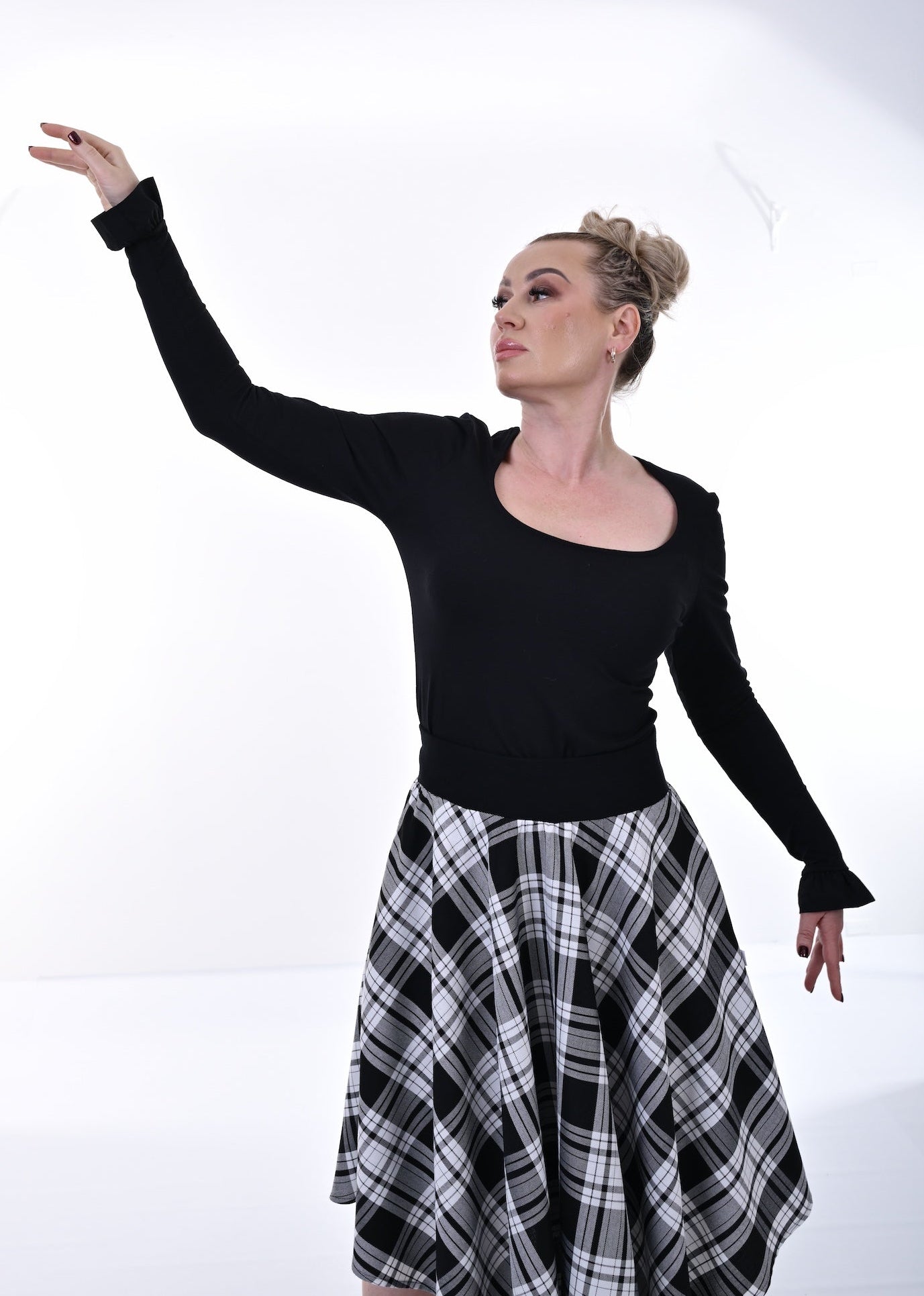 Cullen Top In Black