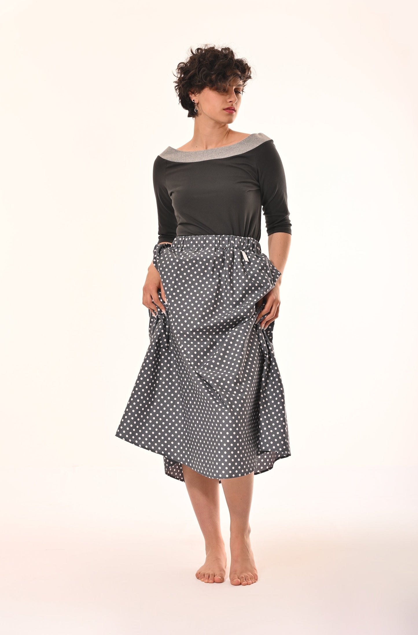 Sovereign Skirt With Pockets In Charcoal Polka-dot