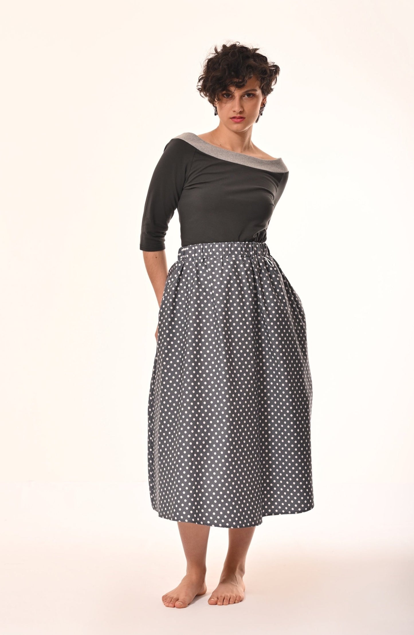 Sovereign Skirt With Pockets In Charcoal Polka-dot