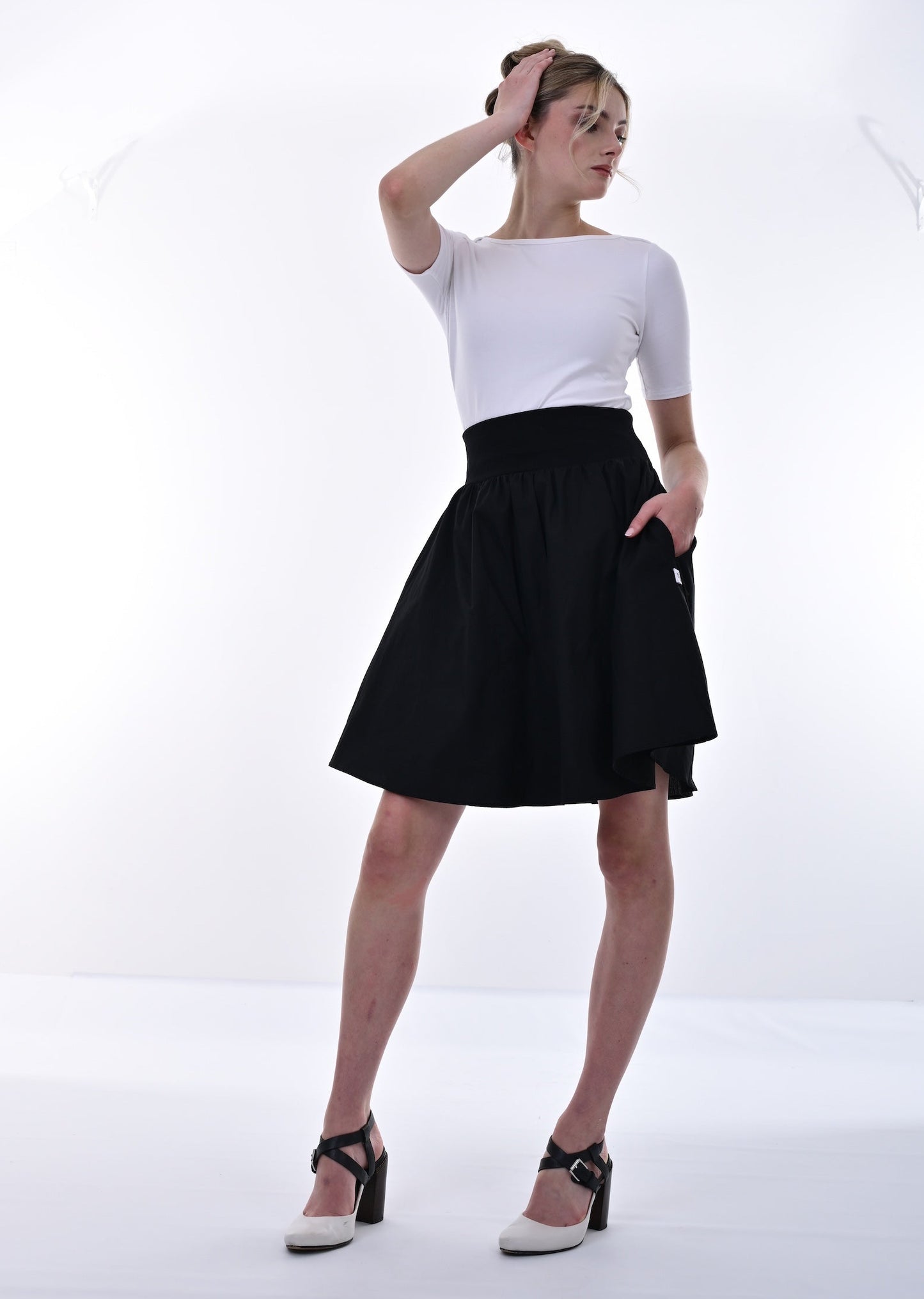 Darcy Skirt in Black