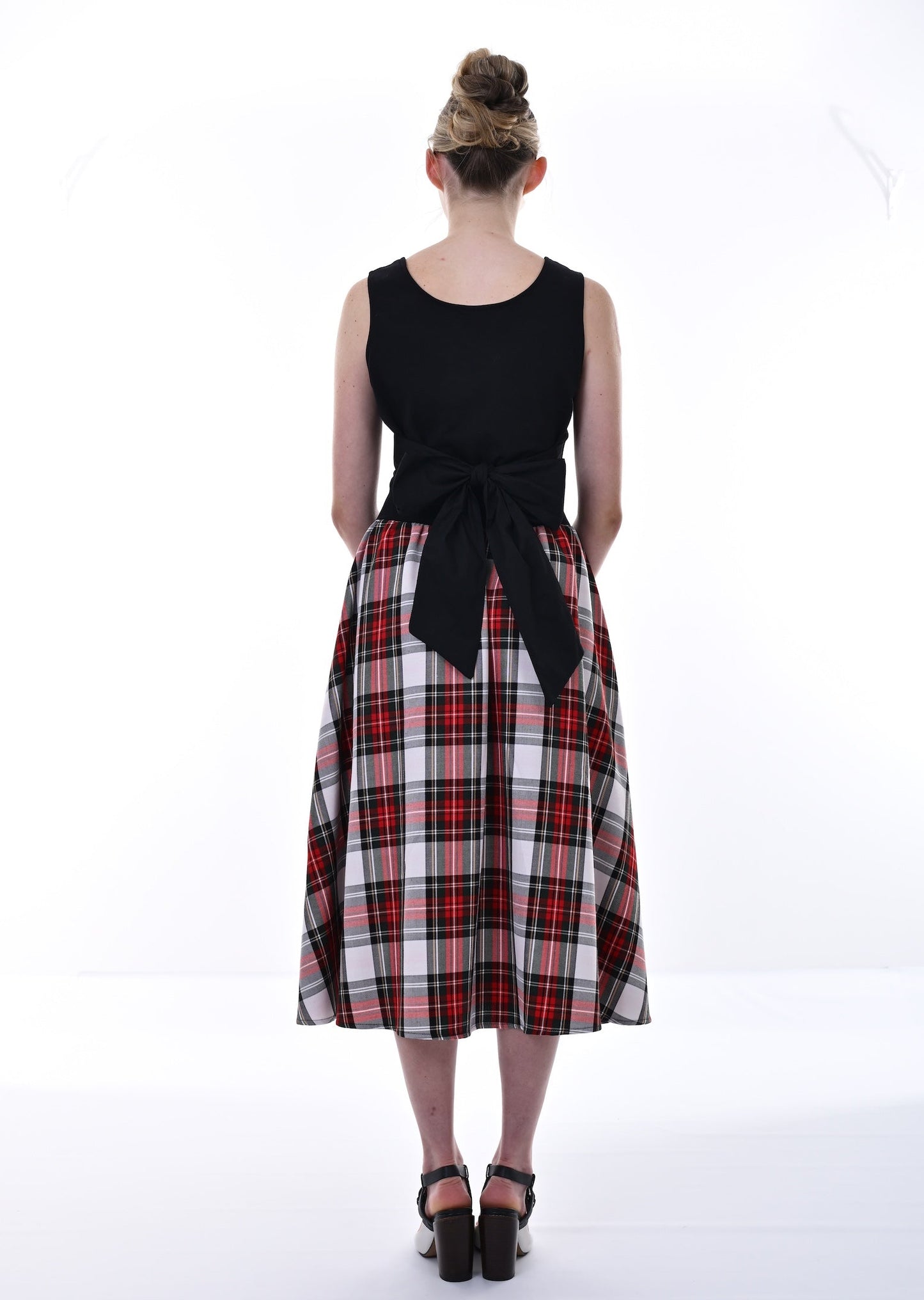 Chanterelle Top In Black