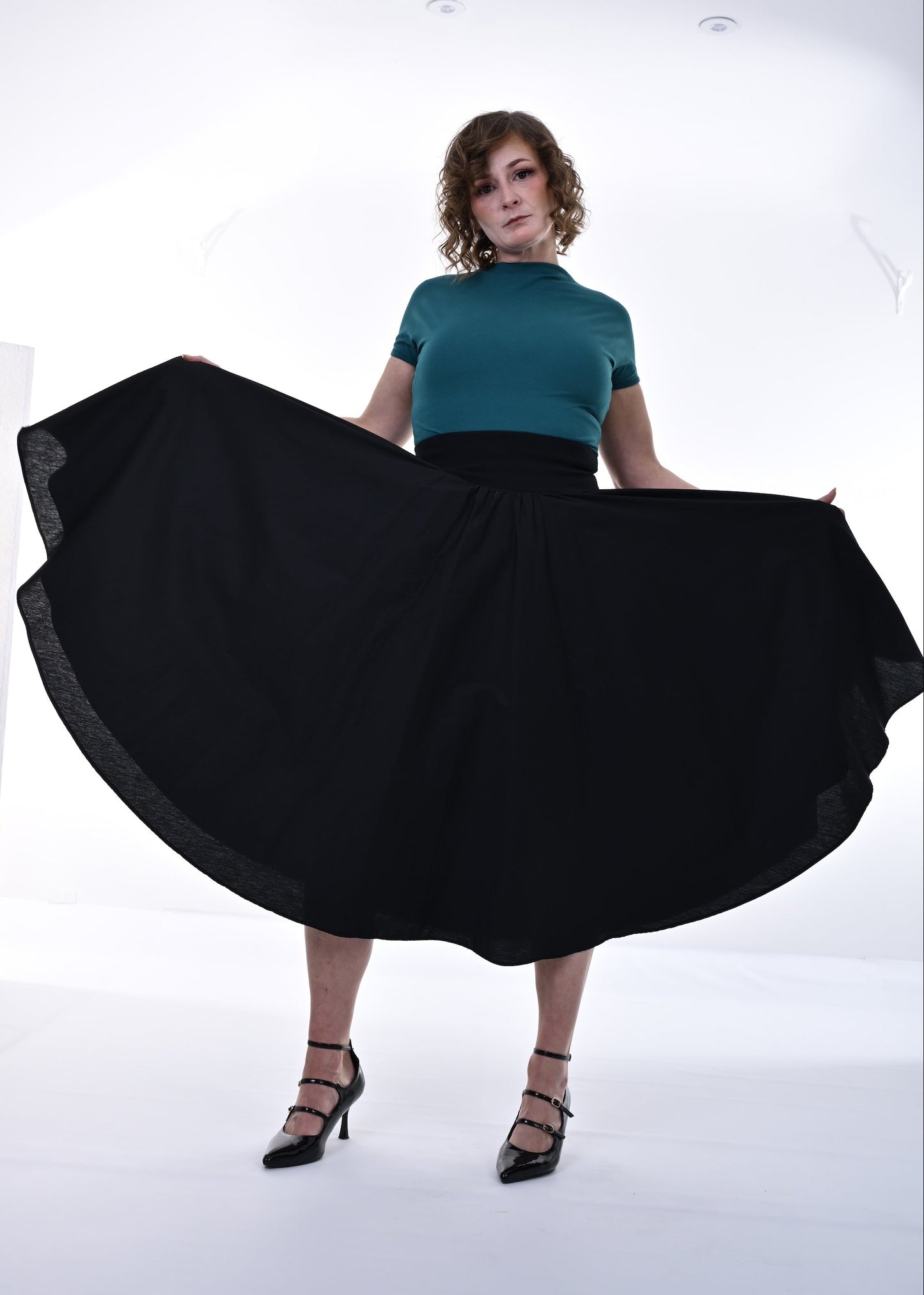 Drury Lane Circle Skirt In Black