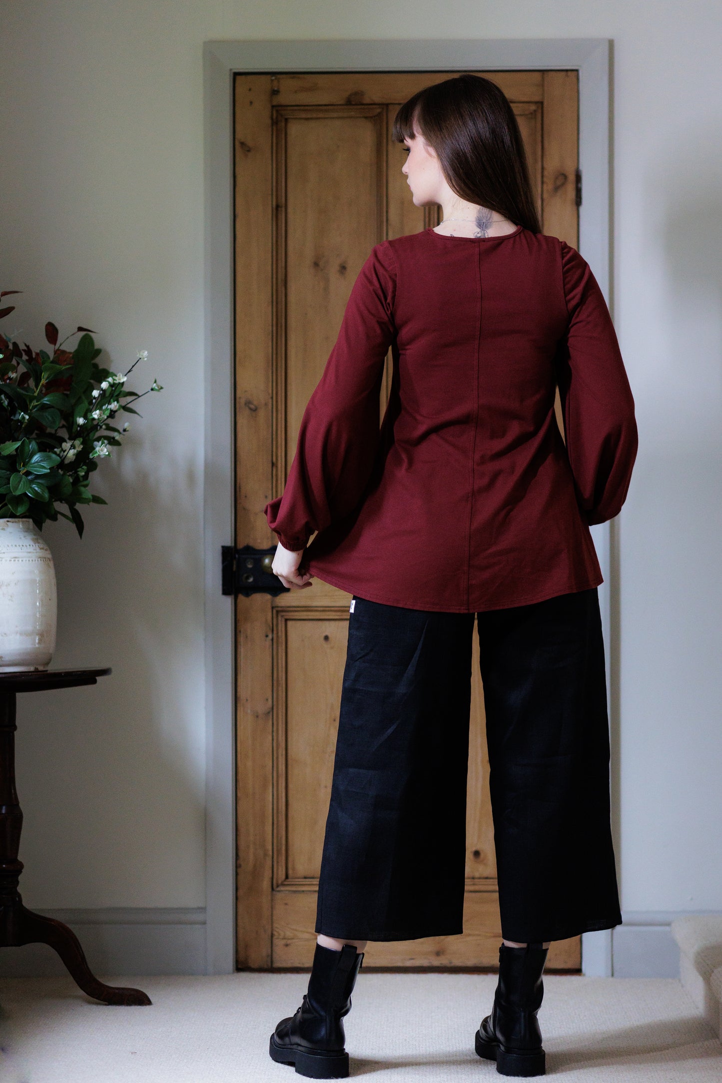 Guru Flared Top With Blouson Sleeves In Pale Grape