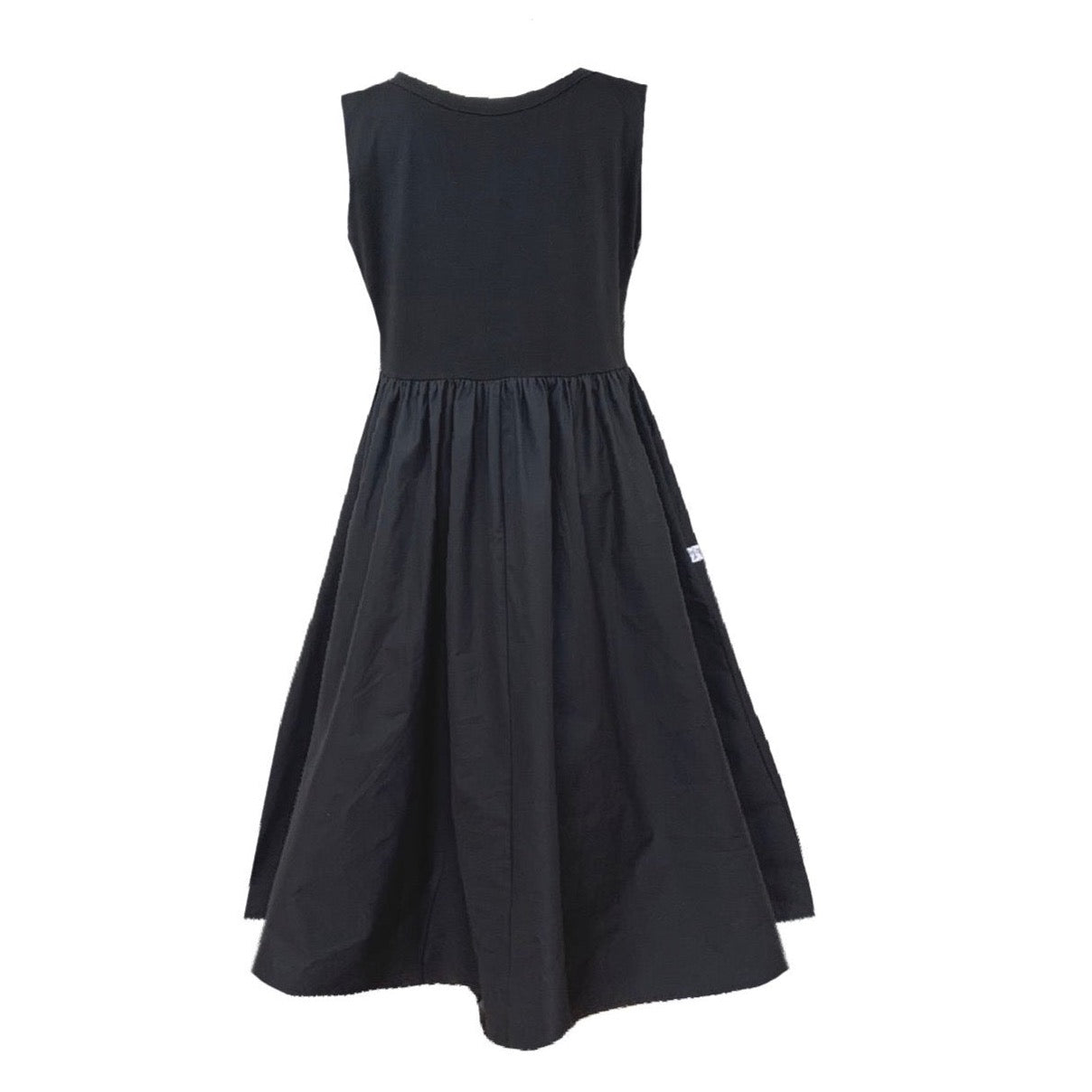 Jadu Sleeveless Midi Dress In Black