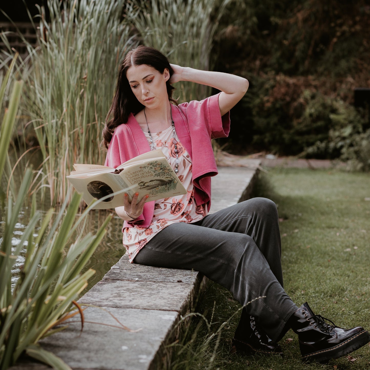 Quintessential Tee in Rose Print